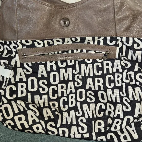 MARC by Marc Jacobs Francesca Work Hobo Crossbody Bag Purse - Picture 3 of 7